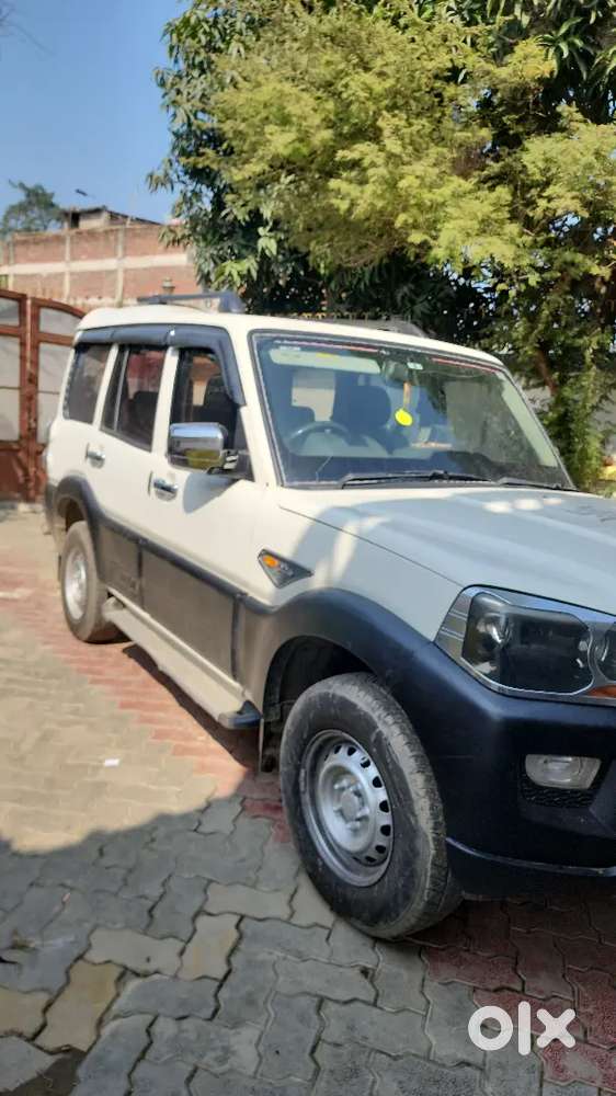 Mahindra Scorpio 2016 0111