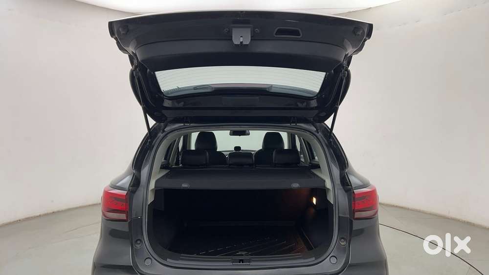 Mg Astor 1.3 Savvy Turbo At S Red, 2022, Petrol