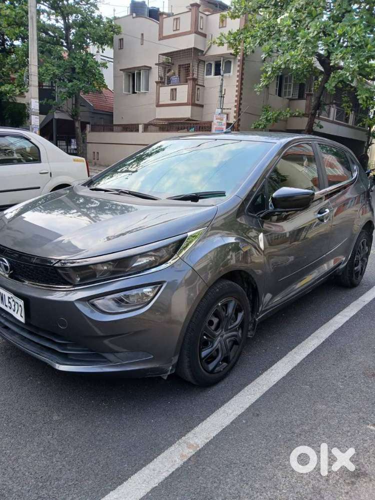 Tata Altroz 1.2 Xt, 2022, Petrol