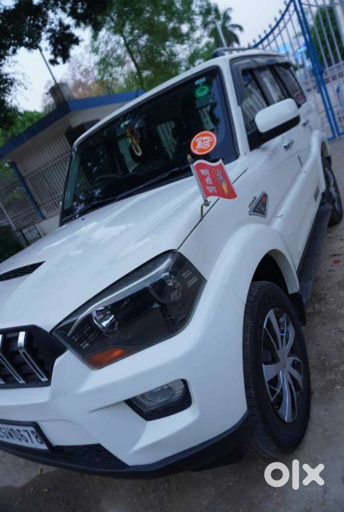 Mahindra Scorpio S6, 2016, Diesel
