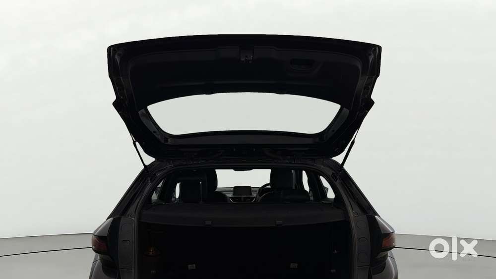Tata Altroz Xz Plus (s) Dark Edition, 2021, Petrol