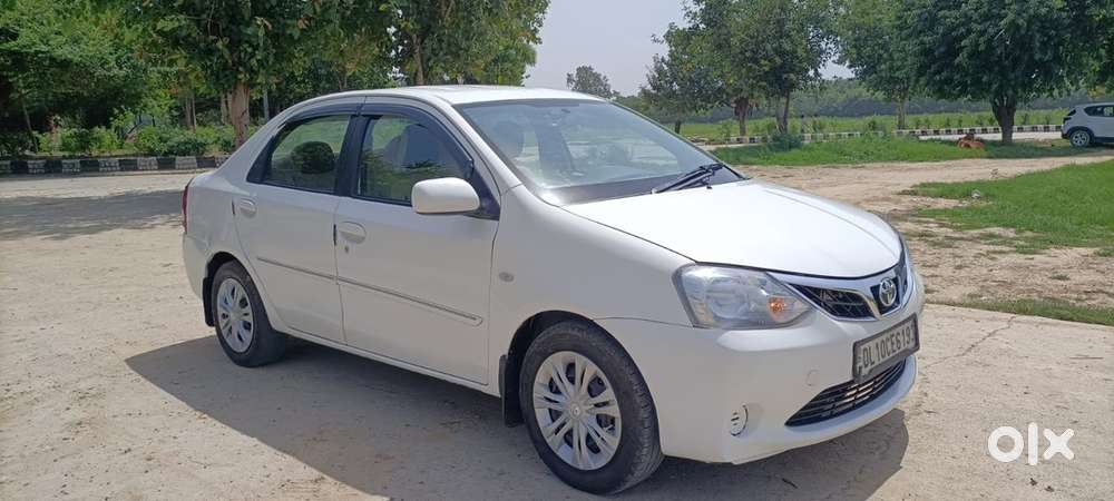 Toyota Etios 2014 Cng & Hybrids Well Maintained