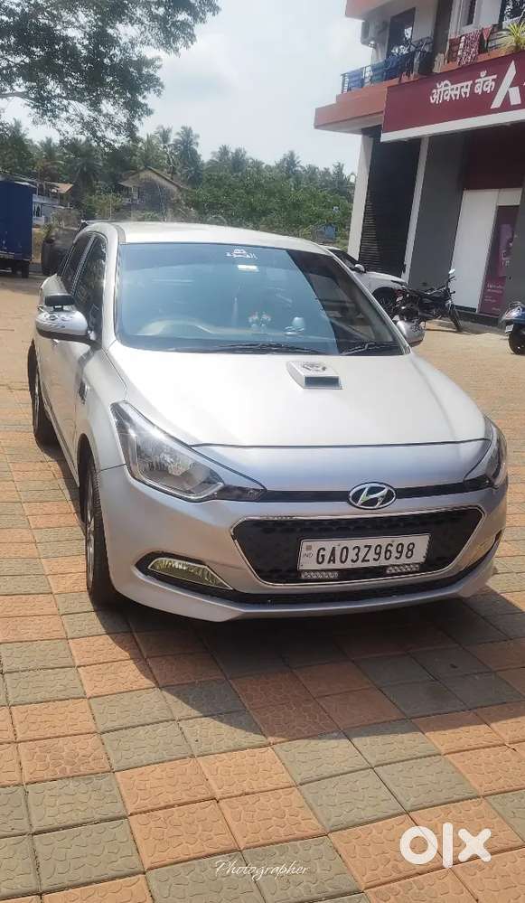 Hyundai Elite I20 2015 Petrol 90000 Km Driven