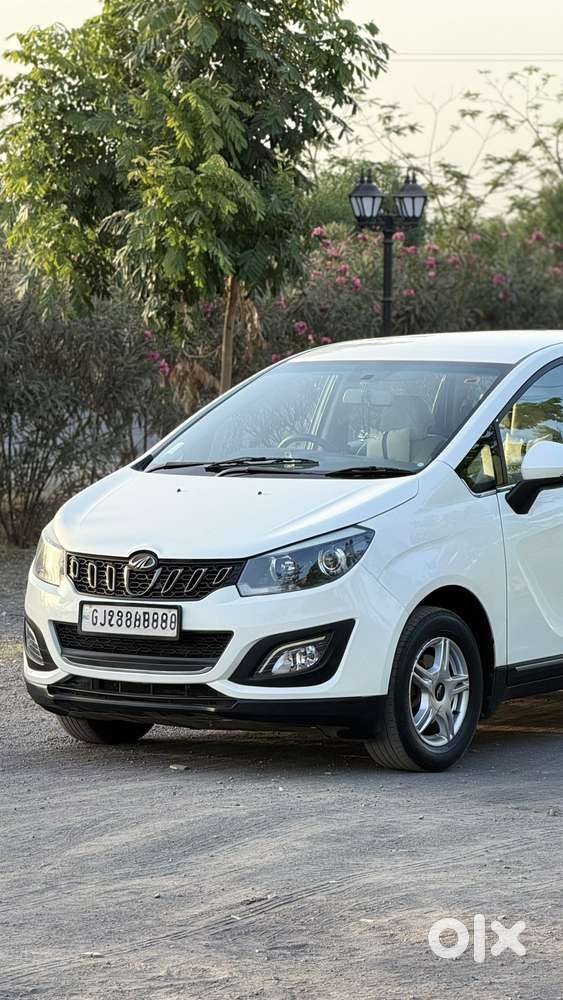 Mahindra Marazzo M6, 2018, Diesel