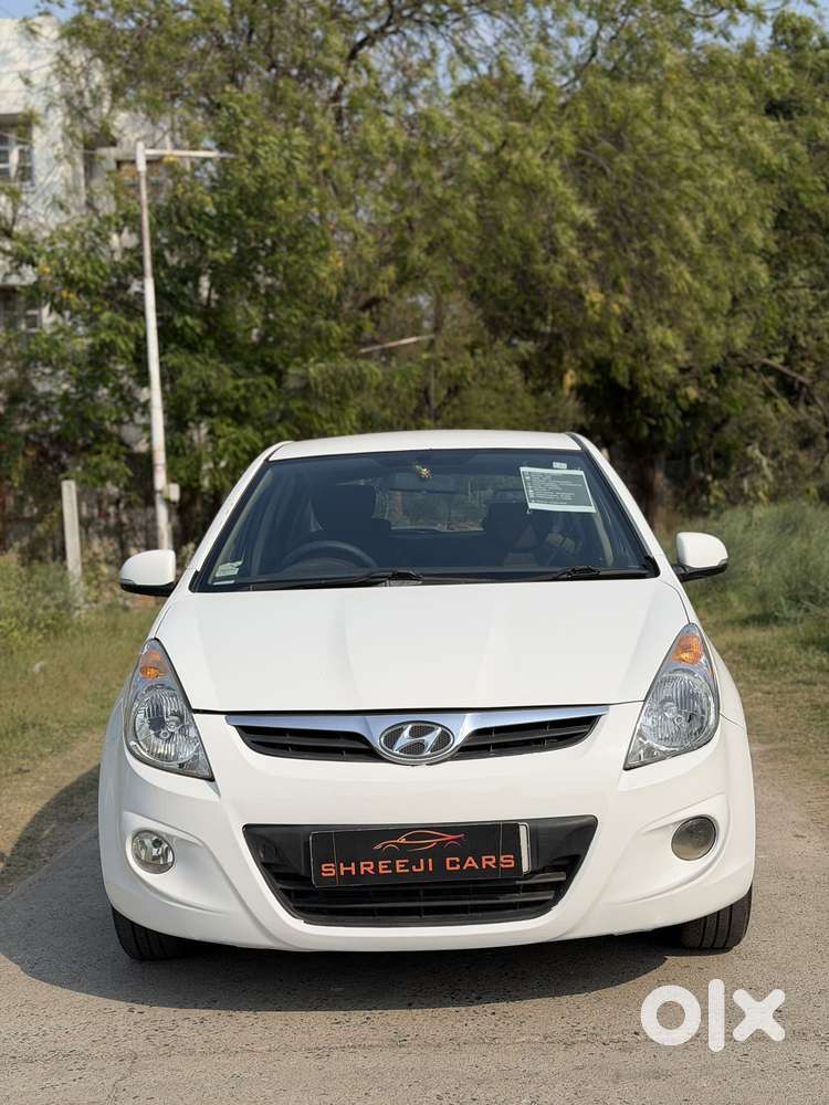 Hyundai I20 2010-2012 1.2 Sportz Option, 2011, Petrol