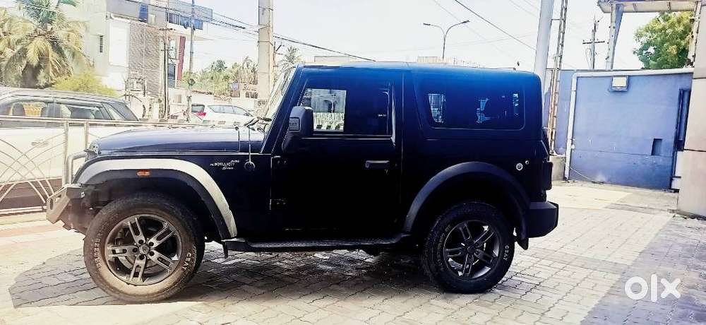Mahindra Thar, 2022, Petrol
