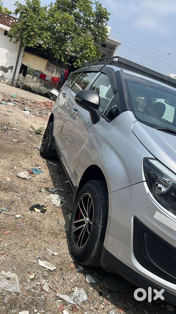 Mahindra Marazzo Diesel 2019