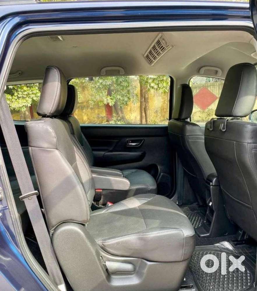 Maruti Suzuki Xl6 1.5 Alpha Plus At, 2022, Petrol