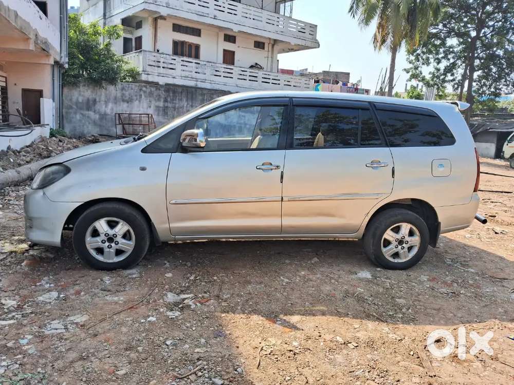 Toyota Innova 2006 Diesel Well Maintained