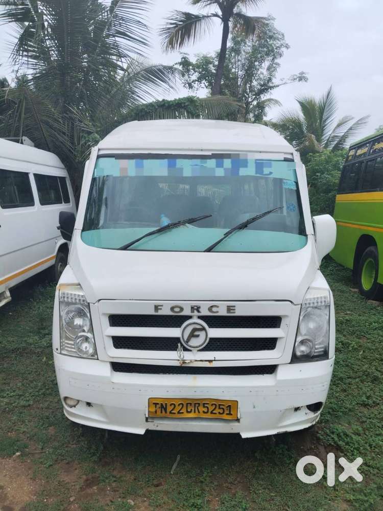 Tourist Van Sales Mahindra Tourister Van Rental, 12 20 Seater At