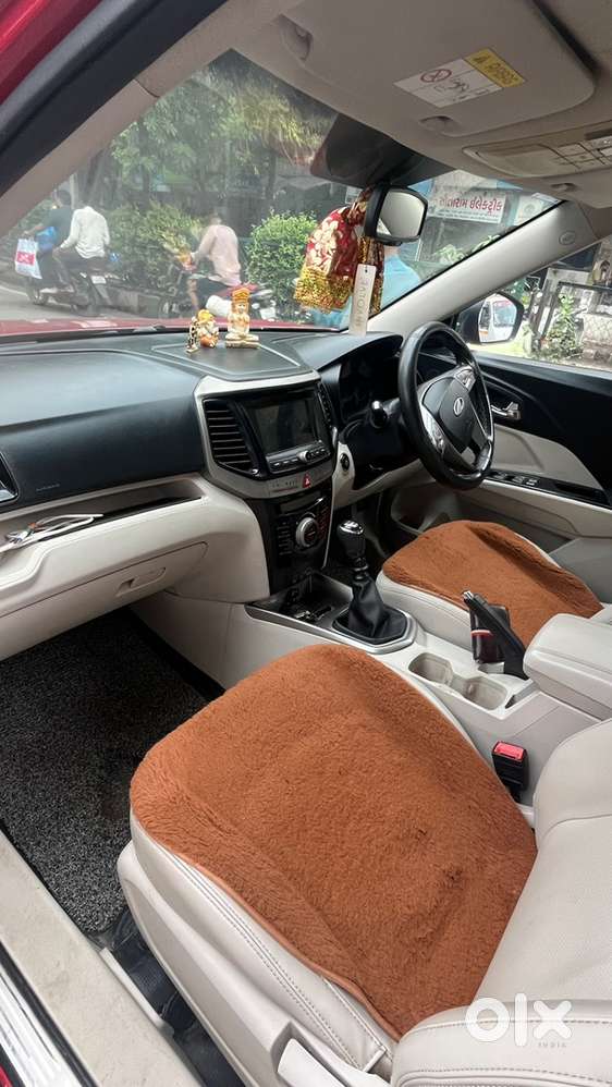 Mahindra Xuv300 2019 Diesel Well Maintained