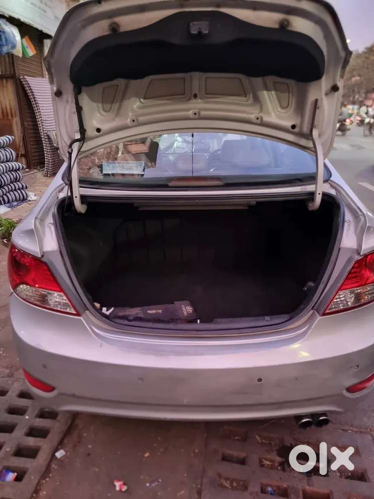 Hyundai Verna Crdi 2012