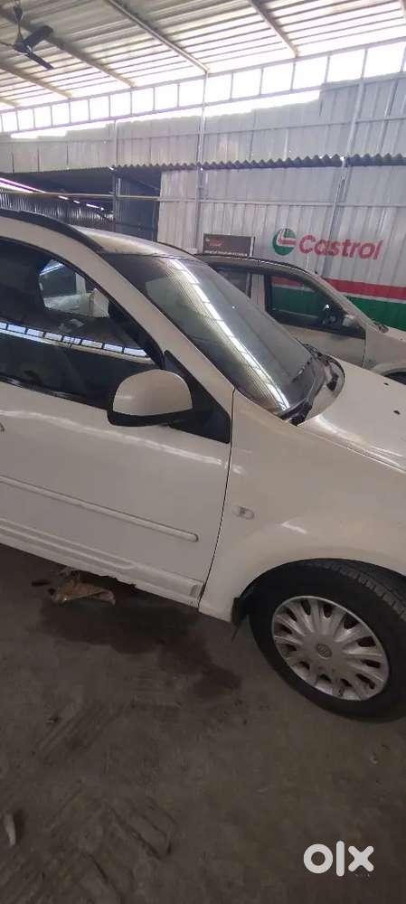 Mahindra Verito 1.5 D6 2012
