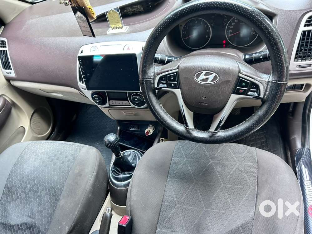 Hyundai I20 Petrol 2011 Rc Extend 5year