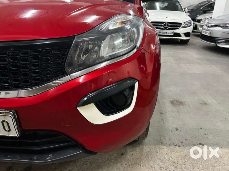 Tata Nexon 1.2 Revotron Xm (s), 2018, Petrol