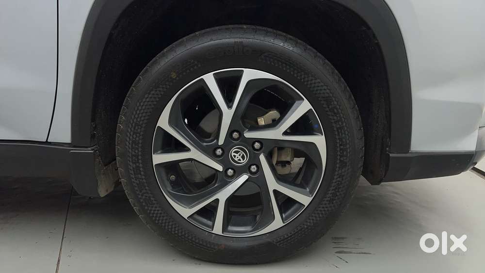 Toyota Urban Cruiser Hyryder V Hybrid Aero Edition, 2023