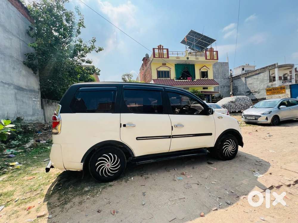 Mahindra Xylo 2012 Diesel 110000 Km Driven