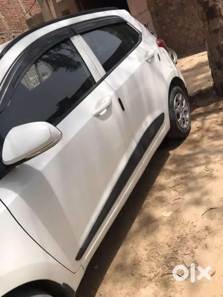 Hyundai Grand I10 2016 Diesel Well Maintained