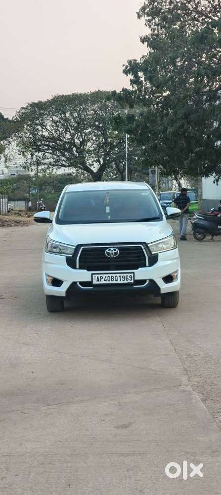 Toyota Innova Crysta