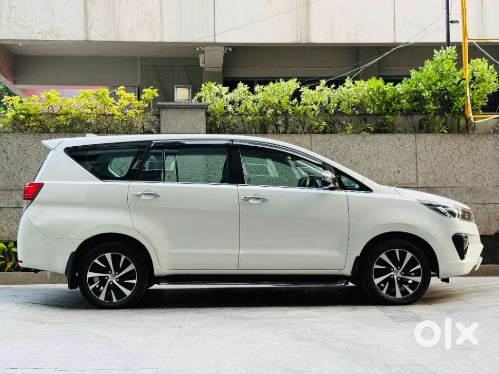 Toyota Innova Crysta, 2022, Diesel