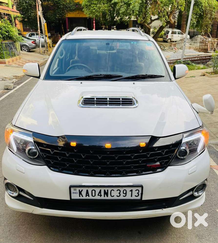Toyota Fortuner 3.0 4x2 Automatic, 2013, Diesel