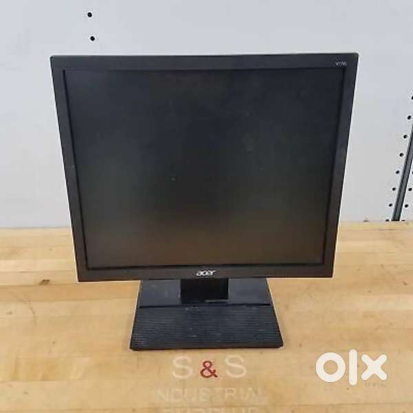 Acer 17inch Square LCD Monitor Available Quantity