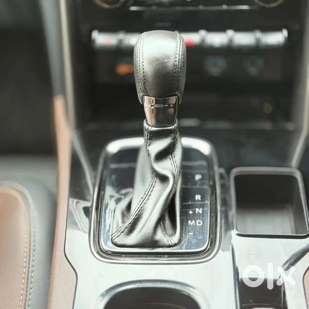 2026 Mahindra Scorpio-n  Z8t Diesel At
