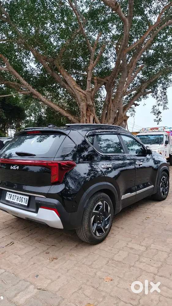 Kia Sonet 2025 Petrol 19000 Km Driven