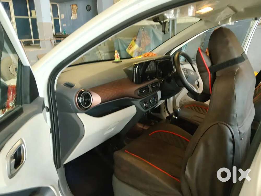 Hyundai Aura 2025 Cng & Hybrids 13000 Km Driven