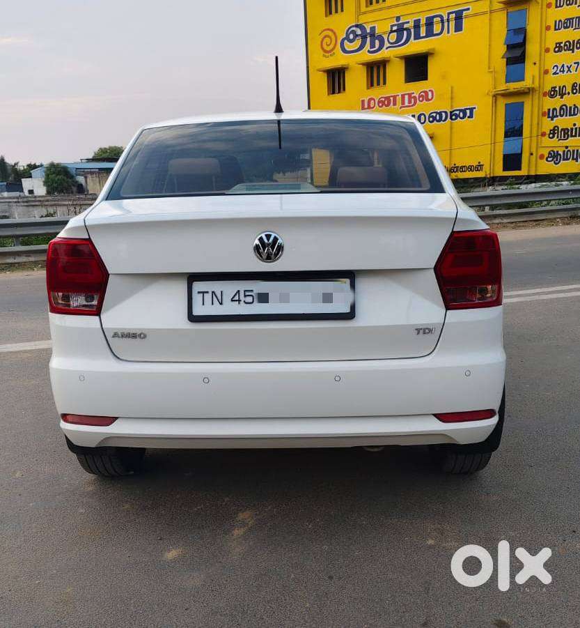 Volkswagen Ameo 1.5 Tdi Highline At 16 Alloy, 2018, Diesel