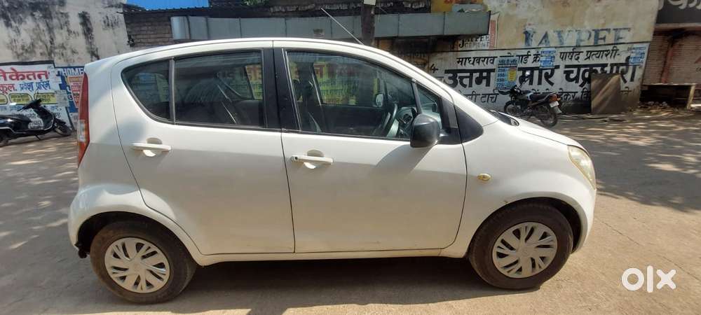 Maruti Suzuki Ritz Vxi, 2011, Petrol