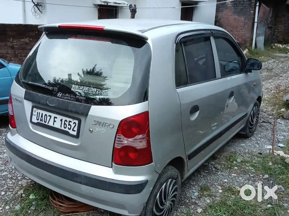 Good Condition Top Model Santro Lxi