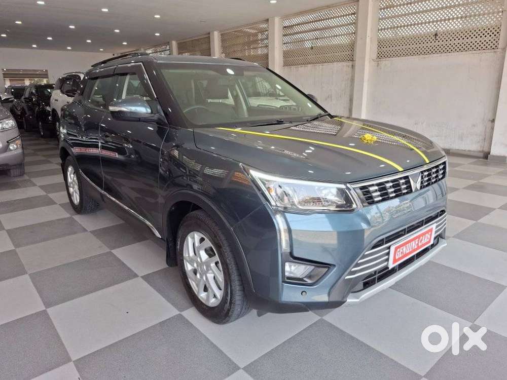 Mahindra Xuv300 W8, 2022, Petrol