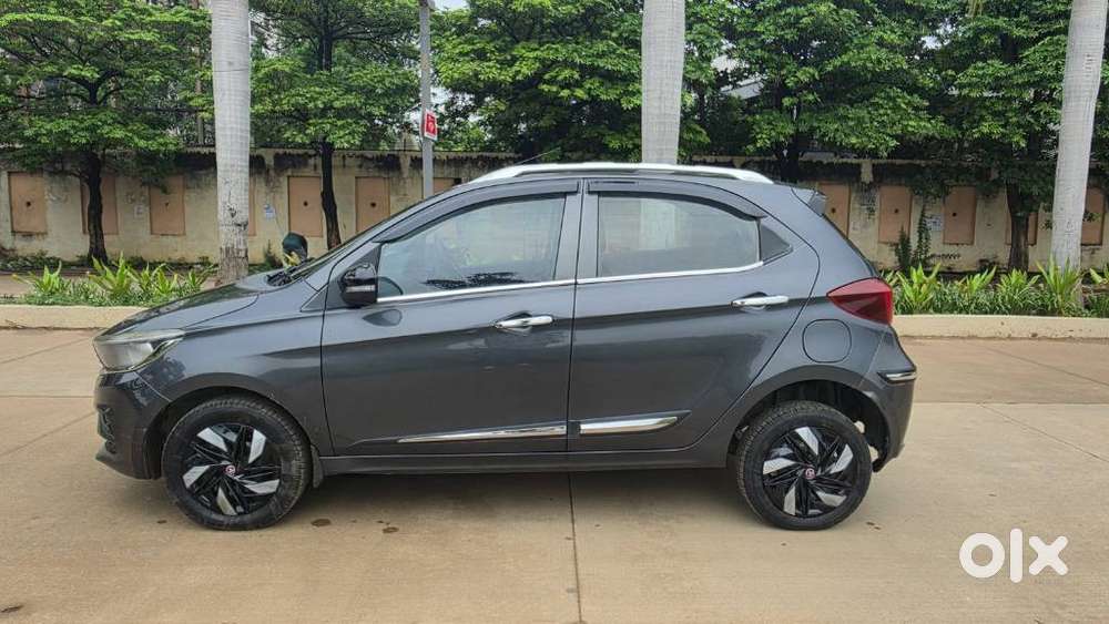 Tata Tiago 1.2 Revotron Xt (o), 2020, Petrol