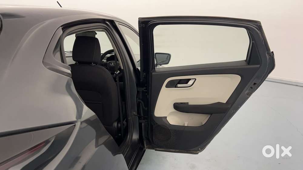 Tata Altroz 1.5 Xz Diesel, 2021, Diesel