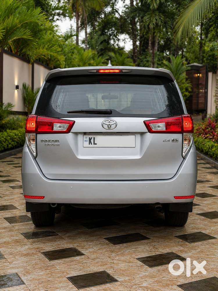 Toyota Innova Crysta 2.4 G Mt, 2021, Diesel