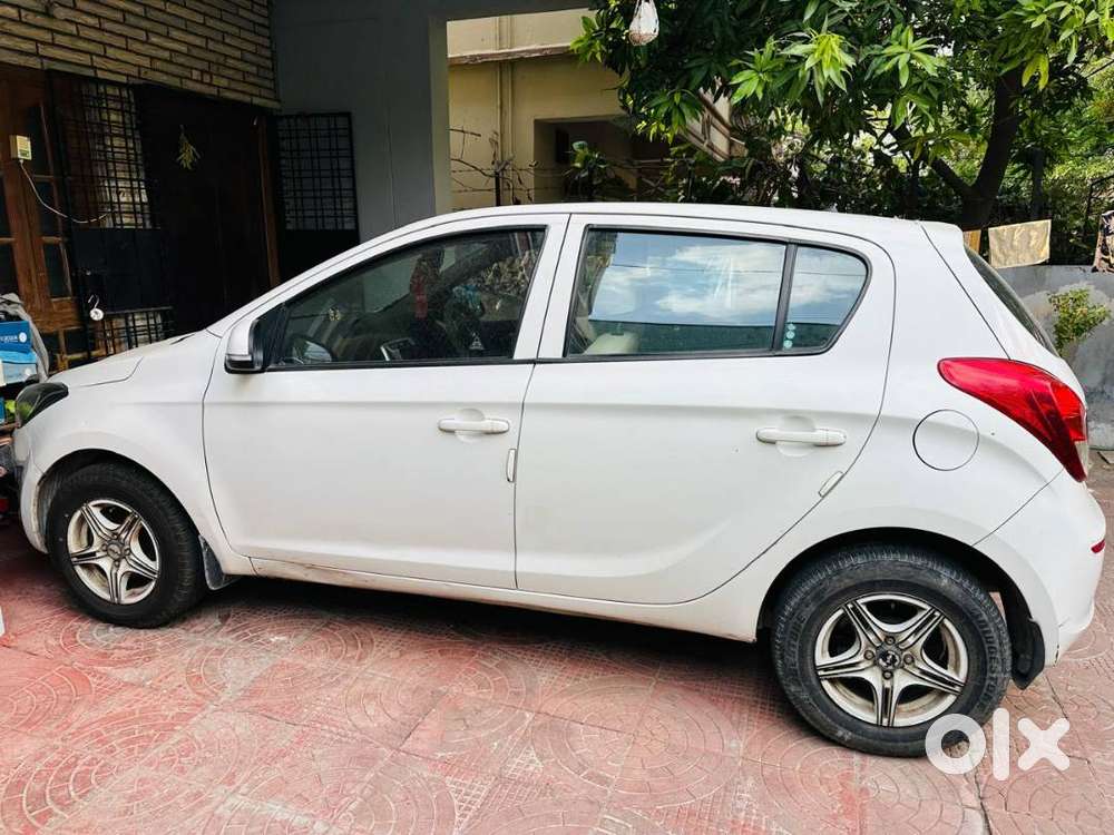Hyundai I20 2013 Diesel Well Maintained And Excellent Condition