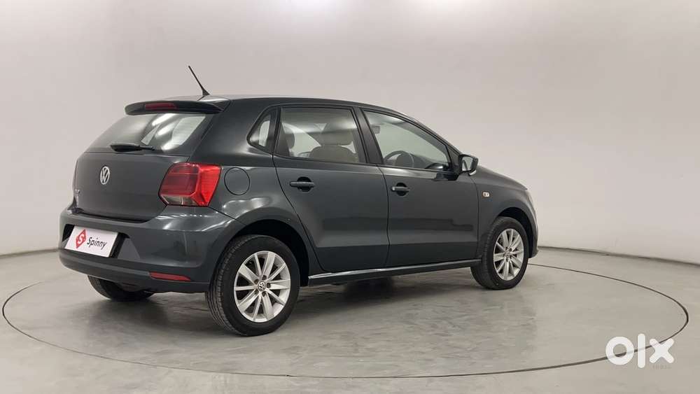 Volkswagen Polo Petrol Highline 1.2l, 2015, Petrol