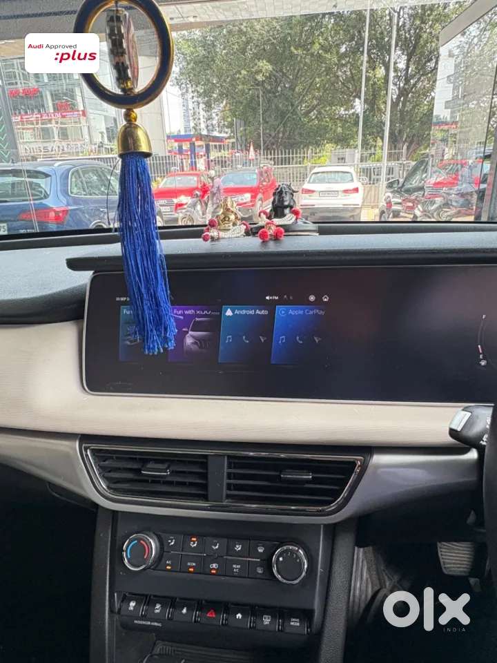 Mahindra Xuv700 2.2 Ax 5 Diesel At 7 Str, 2023, Diesel