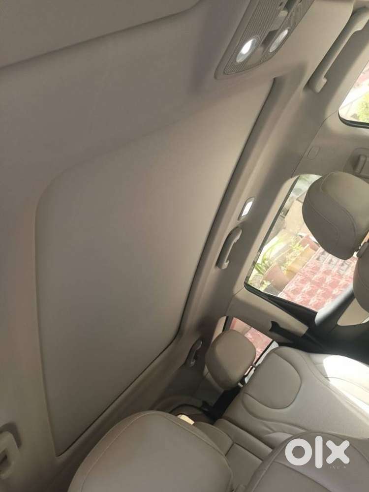 Mahindra Xuv700 2.0 Ax 7 Petrol At Str, 2024, Petrol