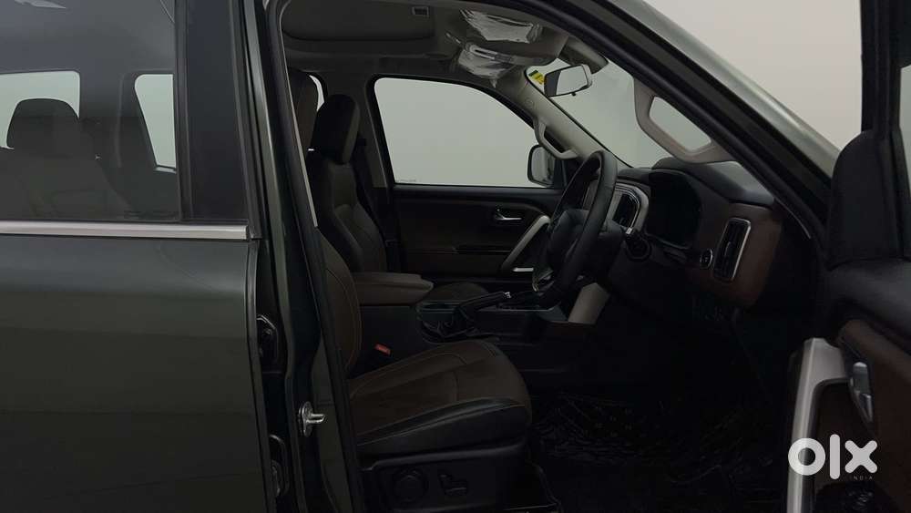 Mahindra Scorpio N Z8 L Diesel At 2wd 7 Str, 2023, Diesel