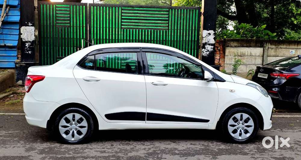 Hyundai Xcent, 2015, Petrol
