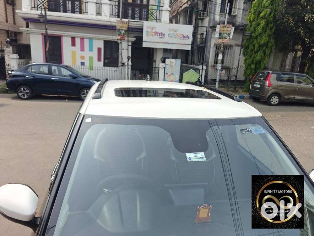 Tata Punch Creative Flagship Dual Tone Amt, 2025, Petrol