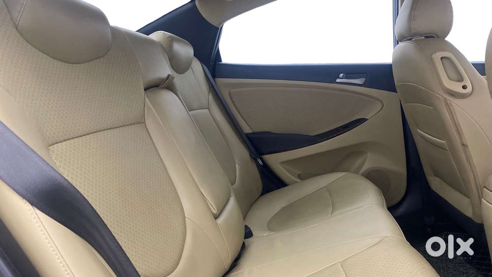 Hyundai Verna [2015-2018] Fluidic 4s 1.6 Vtvt Sx, 2016, Petrol