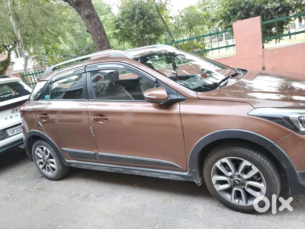 I20 Active 2016,only 17006 Km Driven,well Mentioned,2new Tyres,nowork