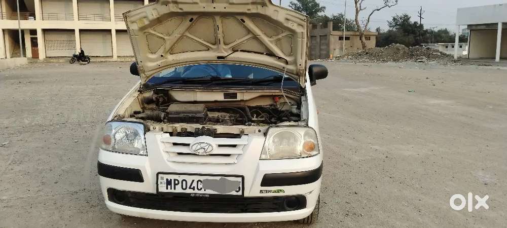 Hyundai Santro Xing 2015 Petrol + Lpg Company Fited.