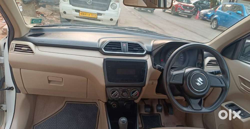Maruti Suzuki Swift Dzire Lxi Option, 2022, Petrol