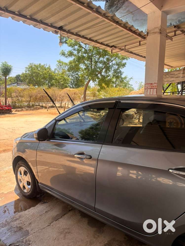 Tata Tigor Petrol 2019