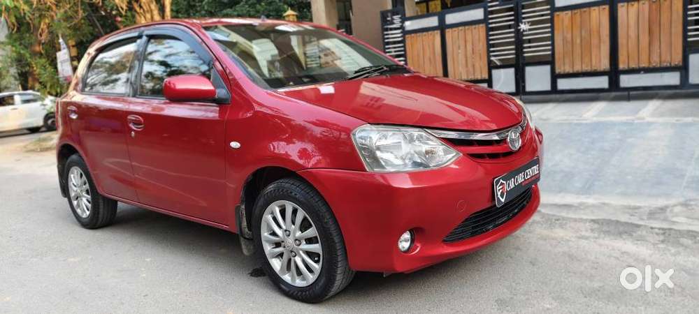Toyota Etios Liva 2011-2012 G, 2011, Petrol