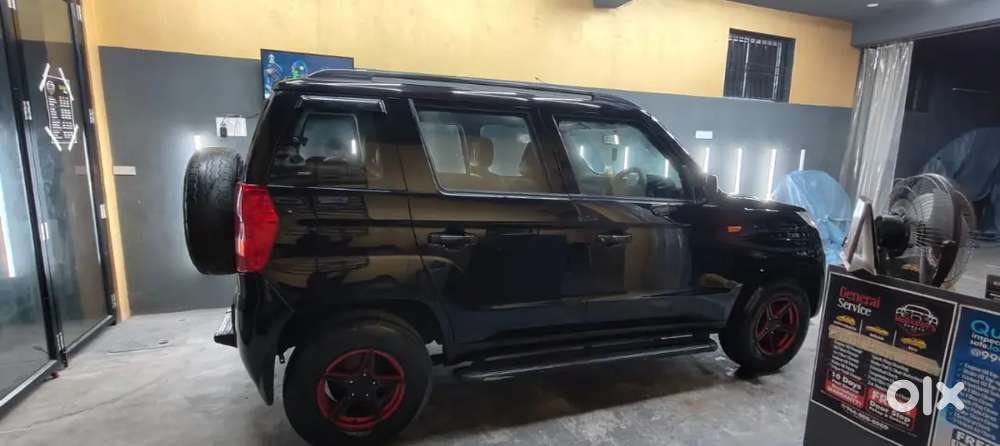 Mahindra Tuv 300 2017